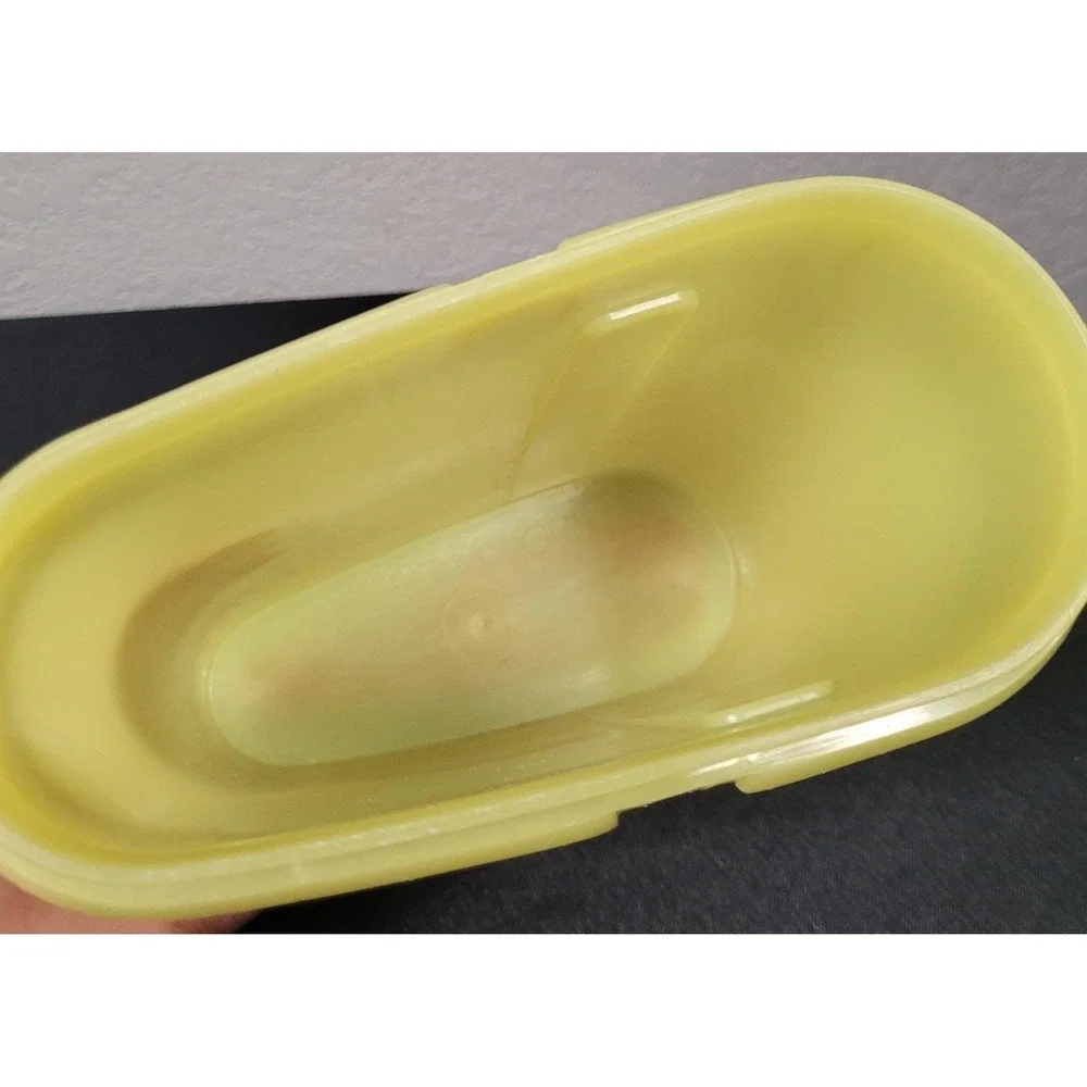 Tupperware see please #587